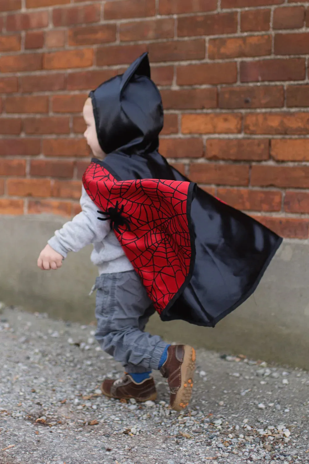 Great Pretenders Baby Reversible Spider Bat Cape
